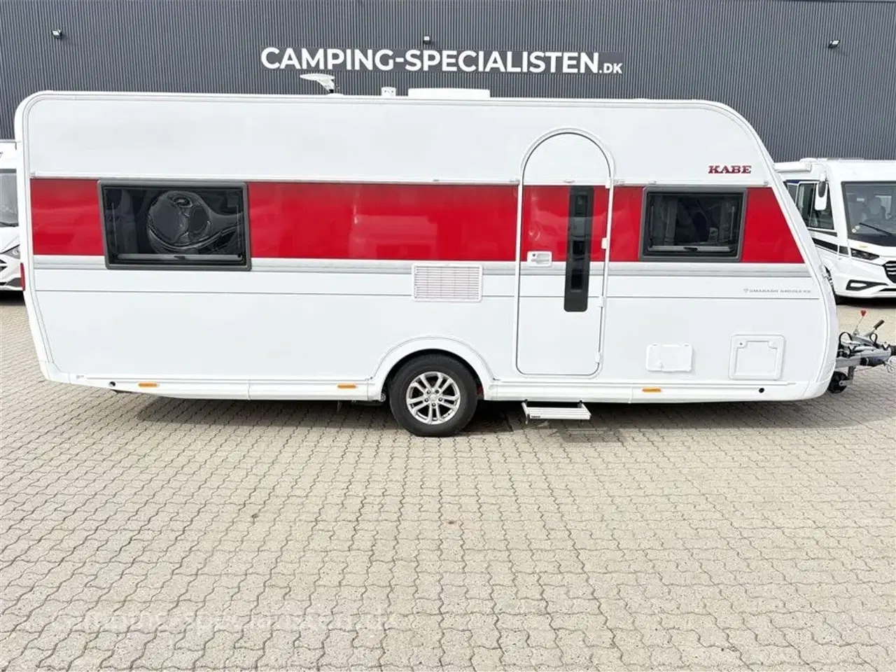 Billede 1 - 2024 - Kabe Smaragd 540 GLE KS Premium Line Kabe 540 GLE KS PREMIUM LINE model 2024 - kan ses nu hos Camping-Specialisten.dk