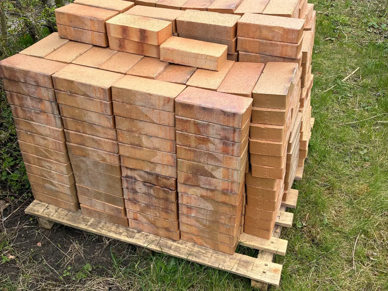 Billede 1 - Solera belægningssten “Odenseklinken”