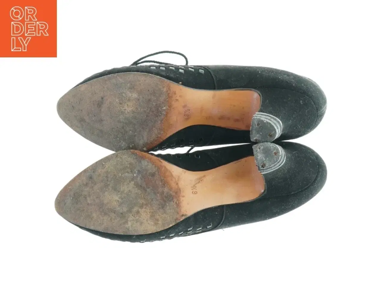 Billede 3 - Sorte højhælede sko str. 39 fra Dana (str. 39 )