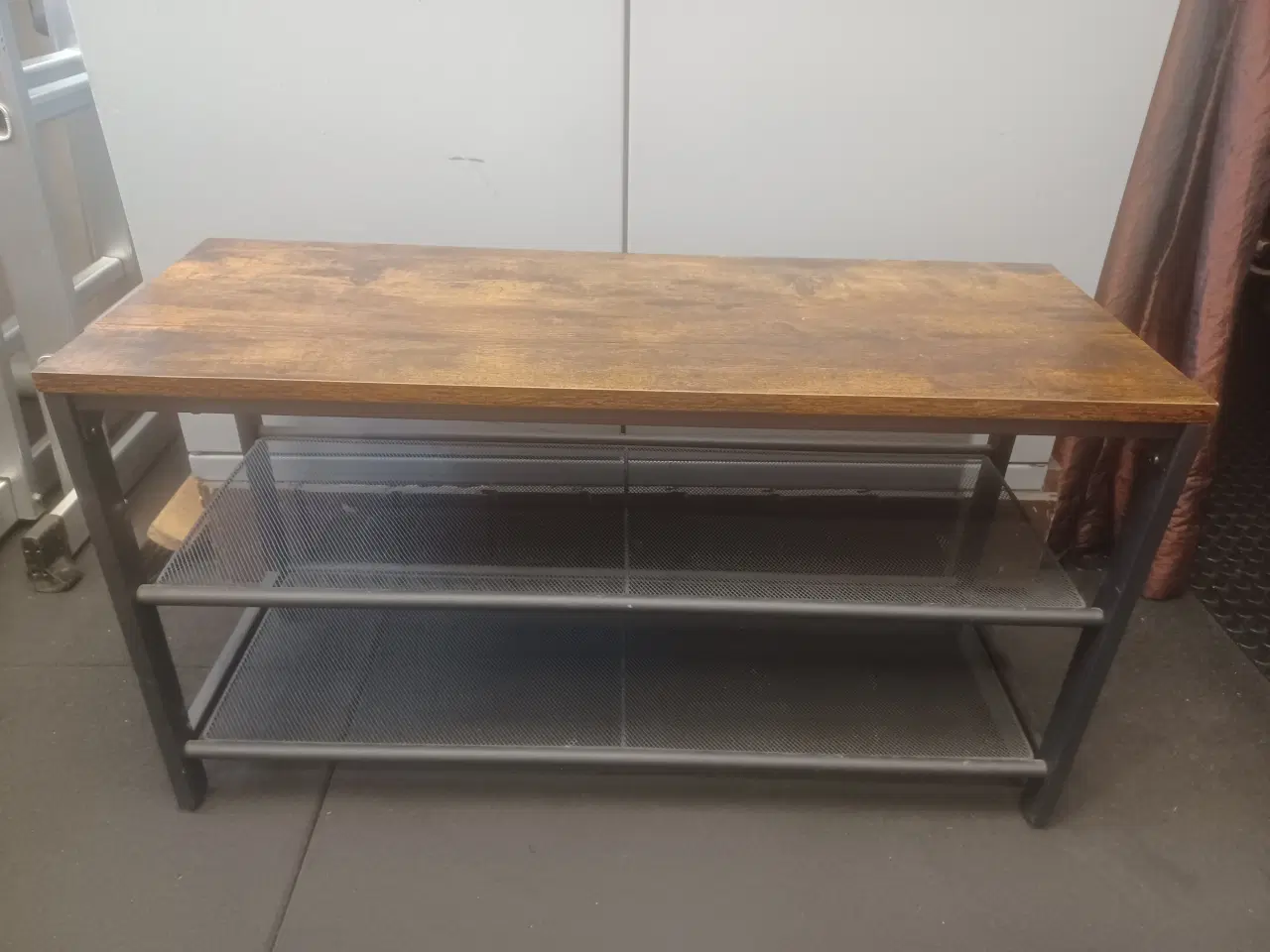 Billede 1 - Skohylde 