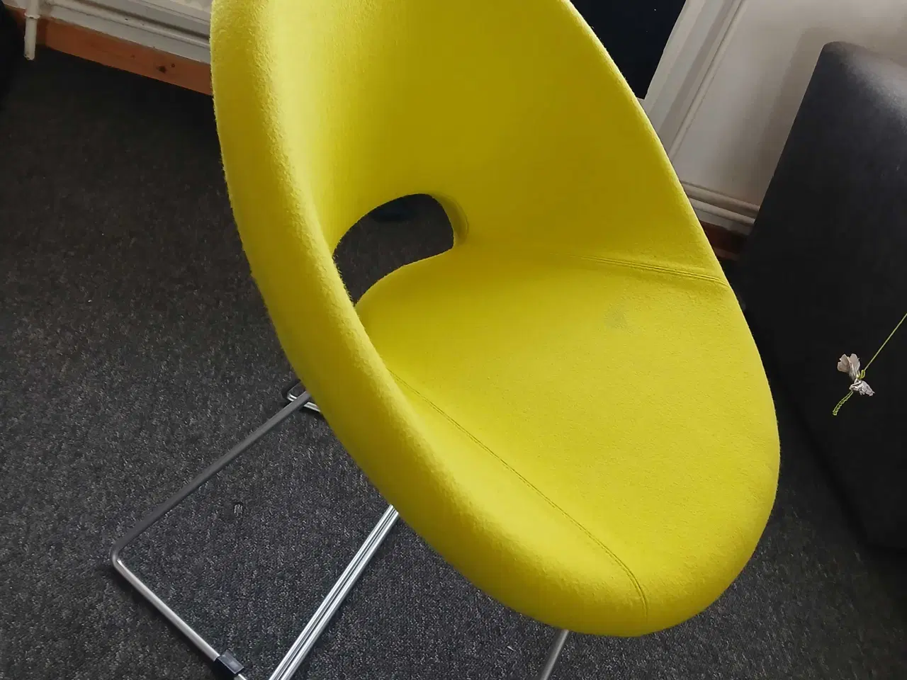 Billede 1 - Neongrøn designer stole sælges