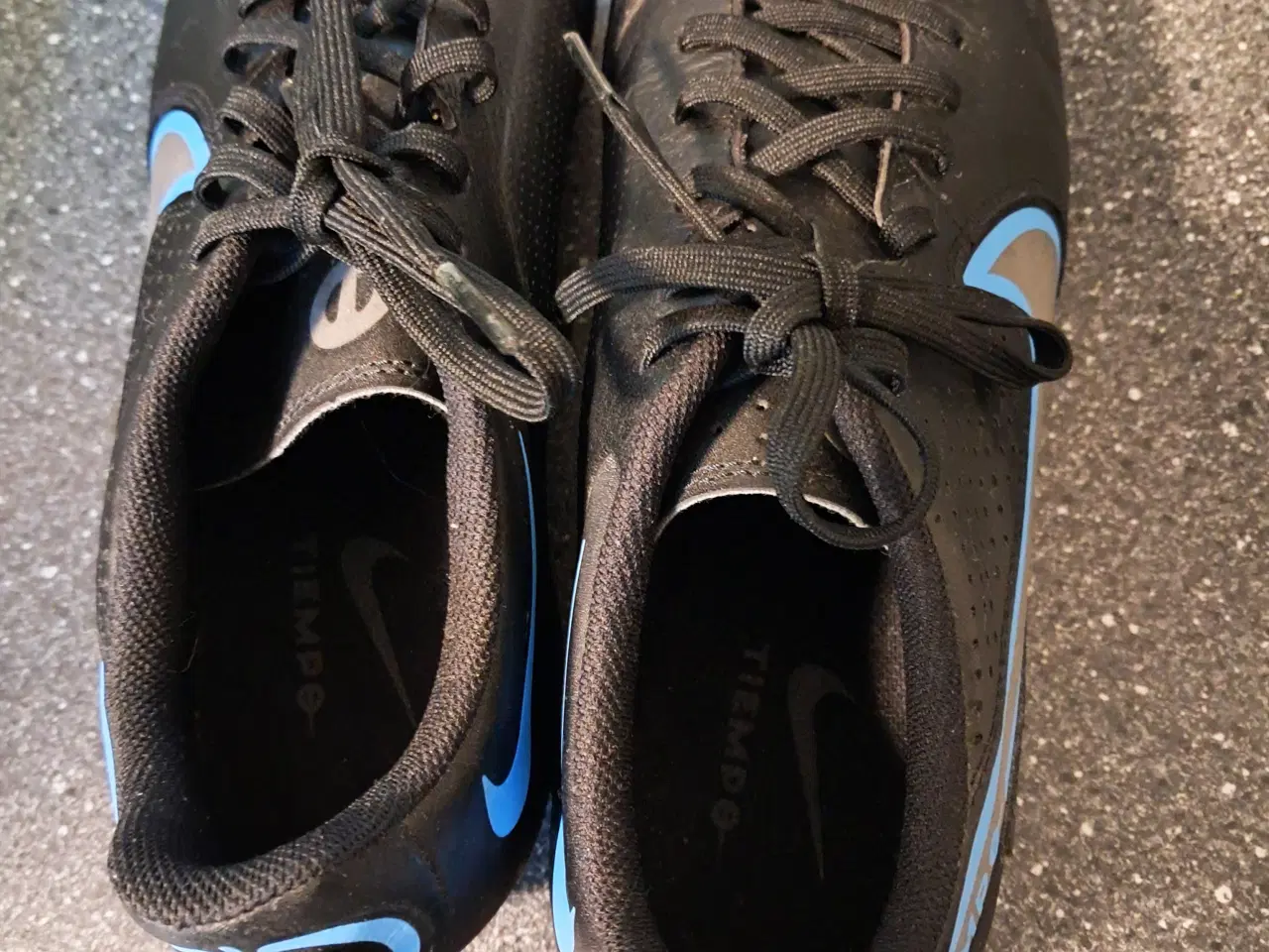 Billede 4 - Nike Tiempo str.42 brugt 1/2 sæson 