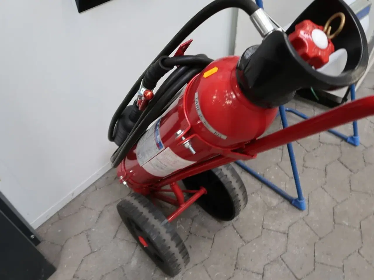 Billede 3 - Vogn med ildslukker