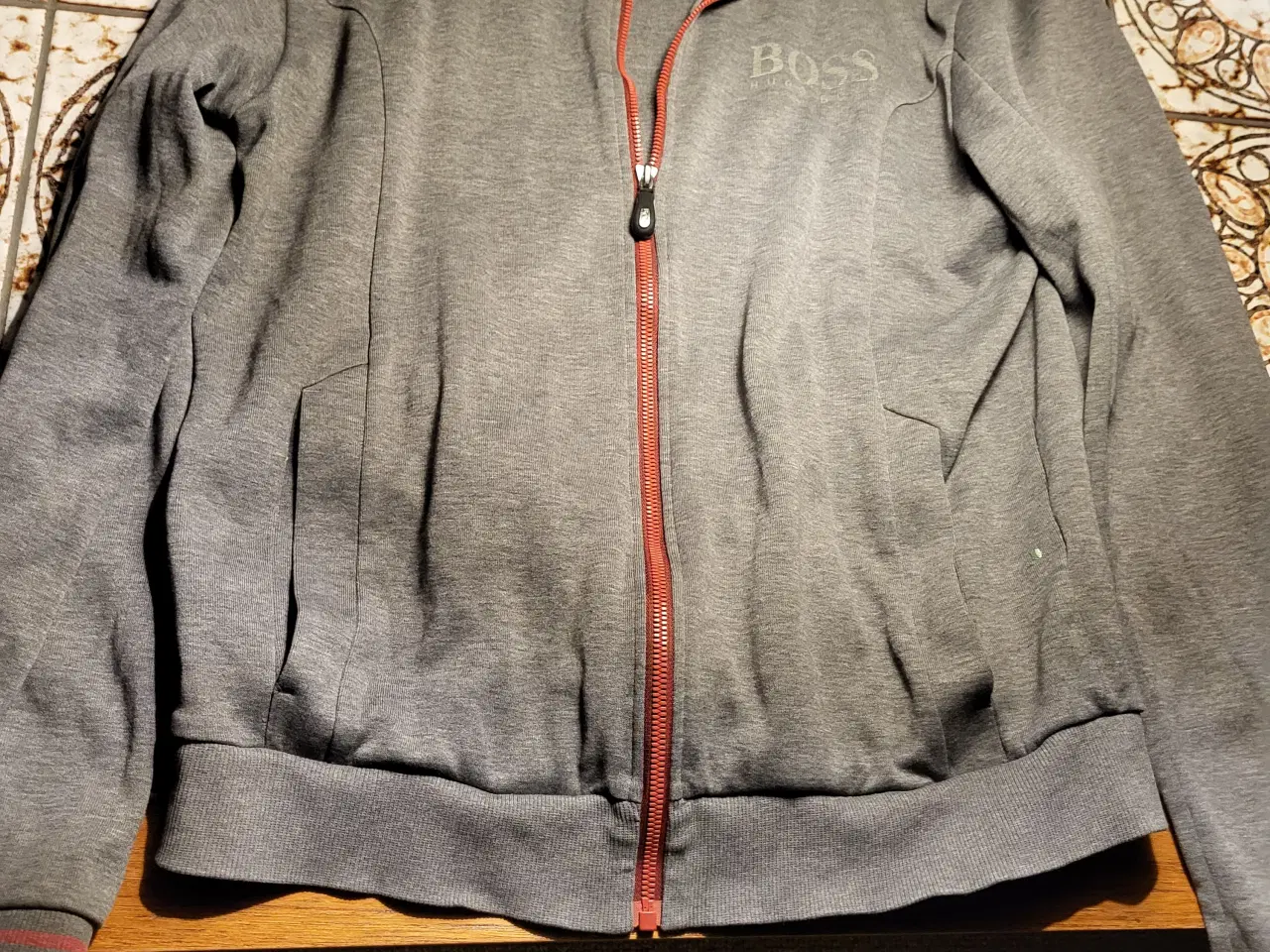 Billede 4 - Hugo Boss bluse.