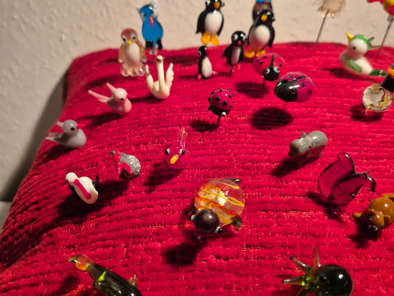 Billede 2 - Hattenåle med glaspynt