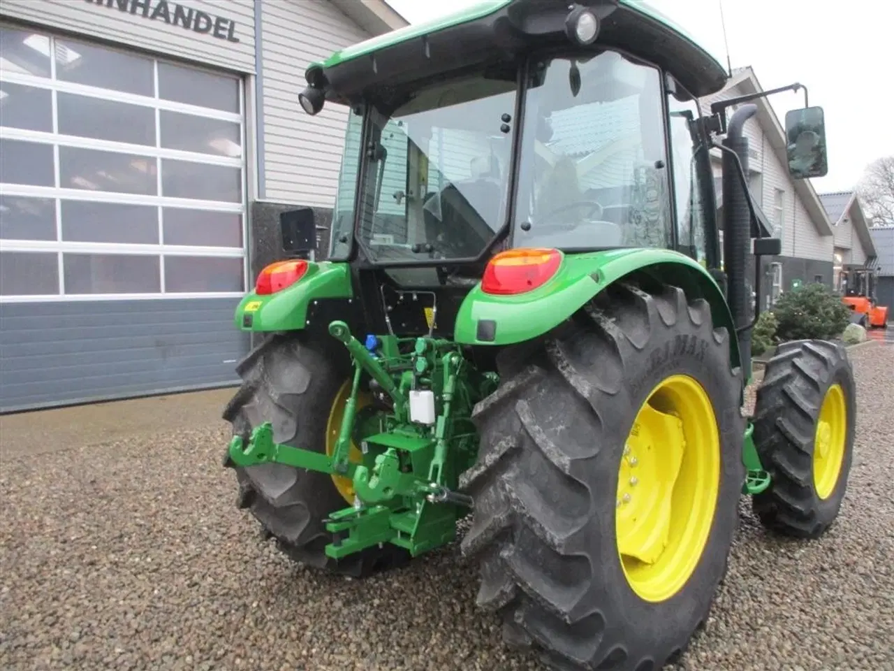 Billede 22 - John Deere 5075E  med koblings frit vendergear ved rattet og 40kmt gearkasse