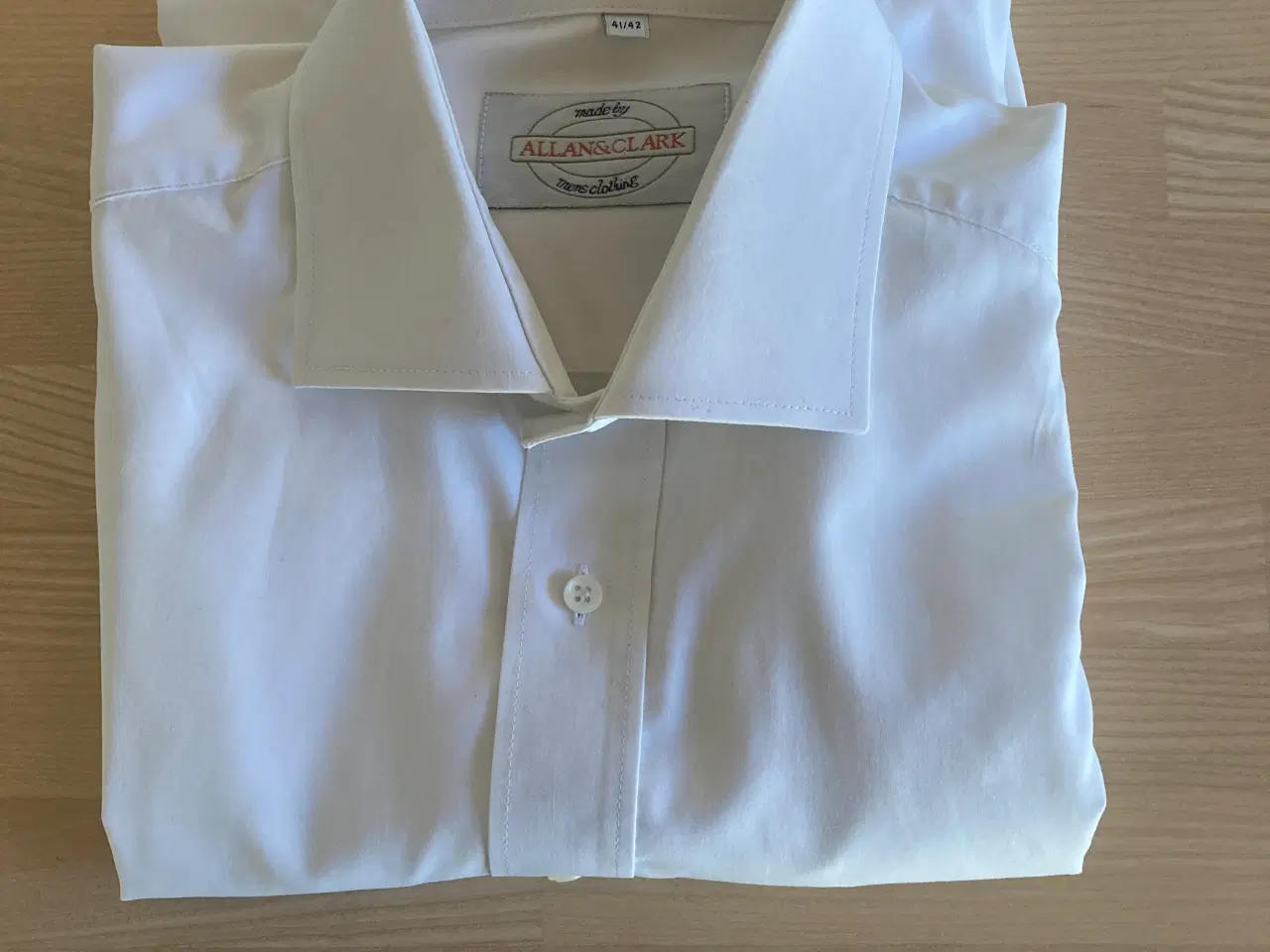Billede 1 - Hvid herreskjorte str 41/42