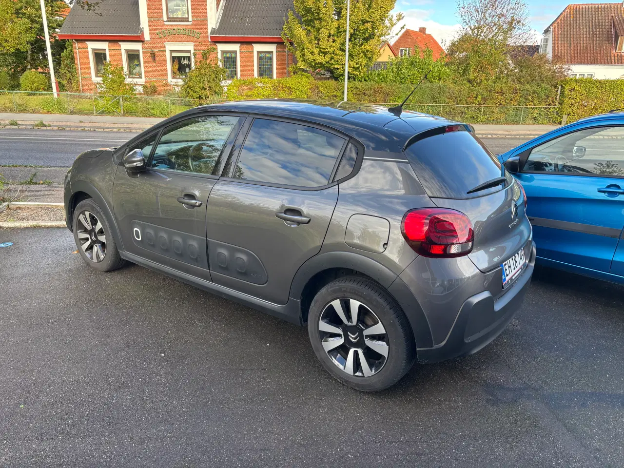 Billede 3 - 🚗 Til salg: Citroën C3 1.2 PureTech Benzin – Glas