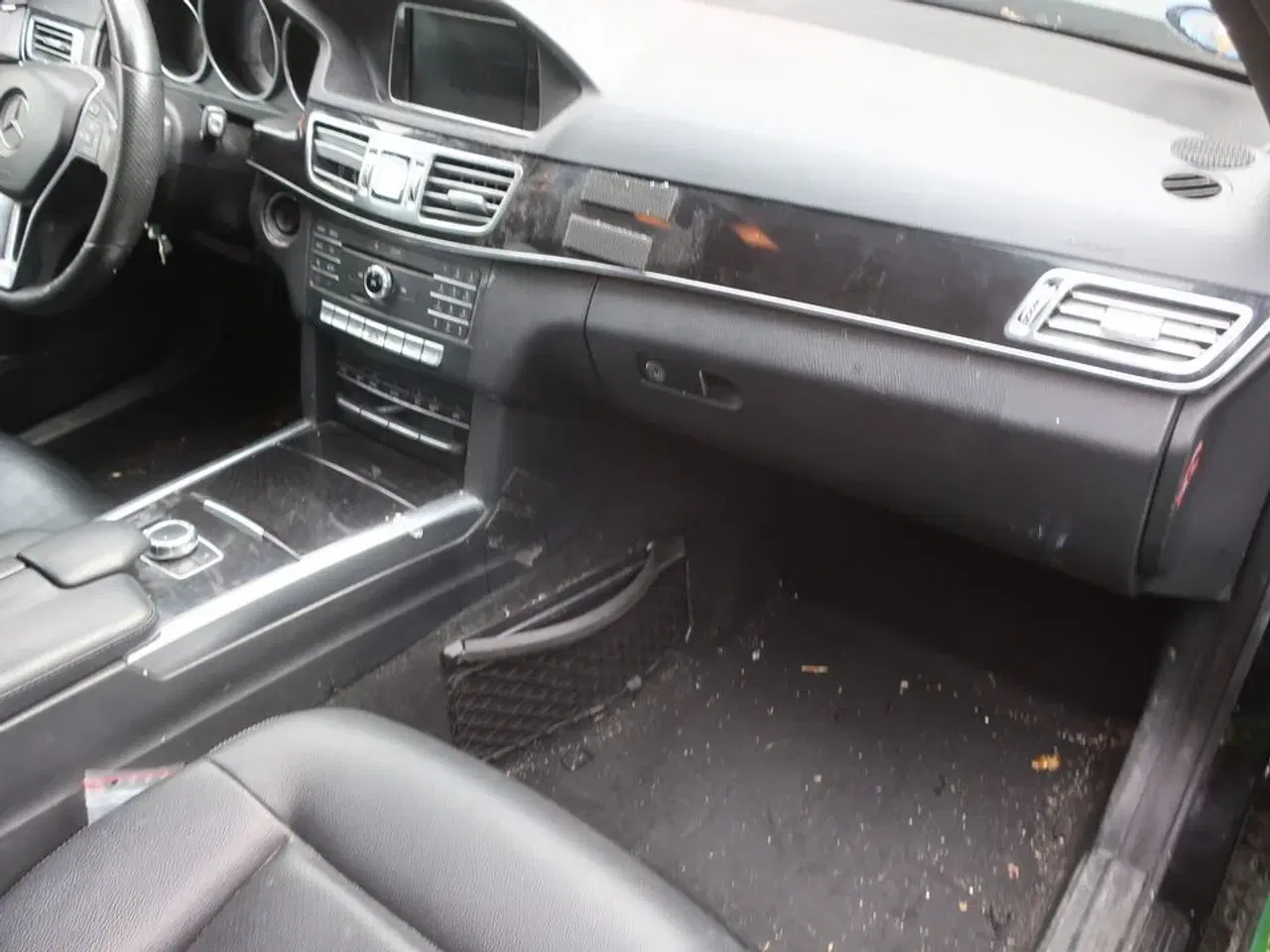 Billede 20 - Personbil MERCEDES E220 Bluetec diesel (momsfri) (uden afgift)