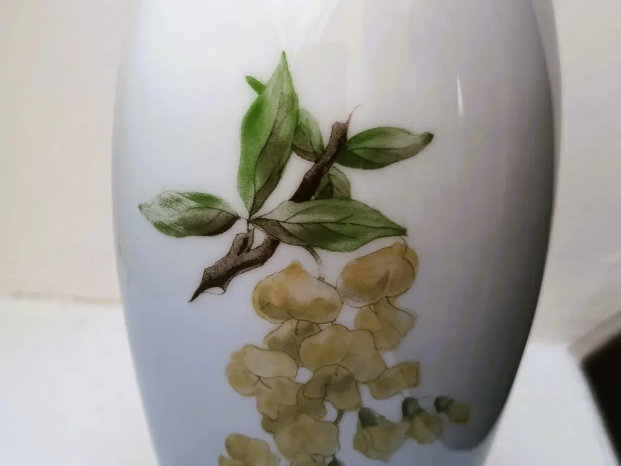 Billede 3 - Bing & Grøndahl- Vase med guldregn - 62/254