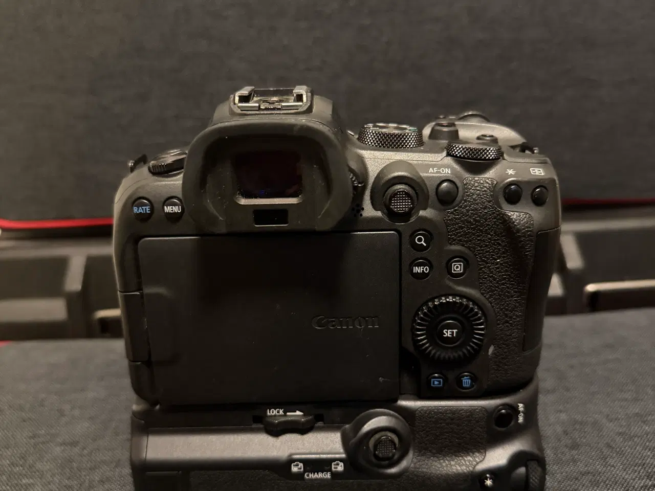 Billede 3 - Canon EOS R6 med orginal batterigreb + tilbehør