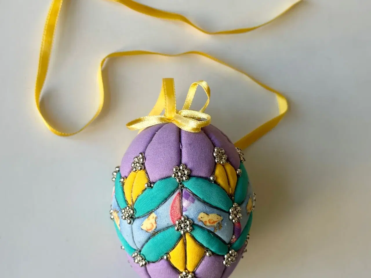 Billede 2 - Stort påskeæg, pasteller m sølvkugler