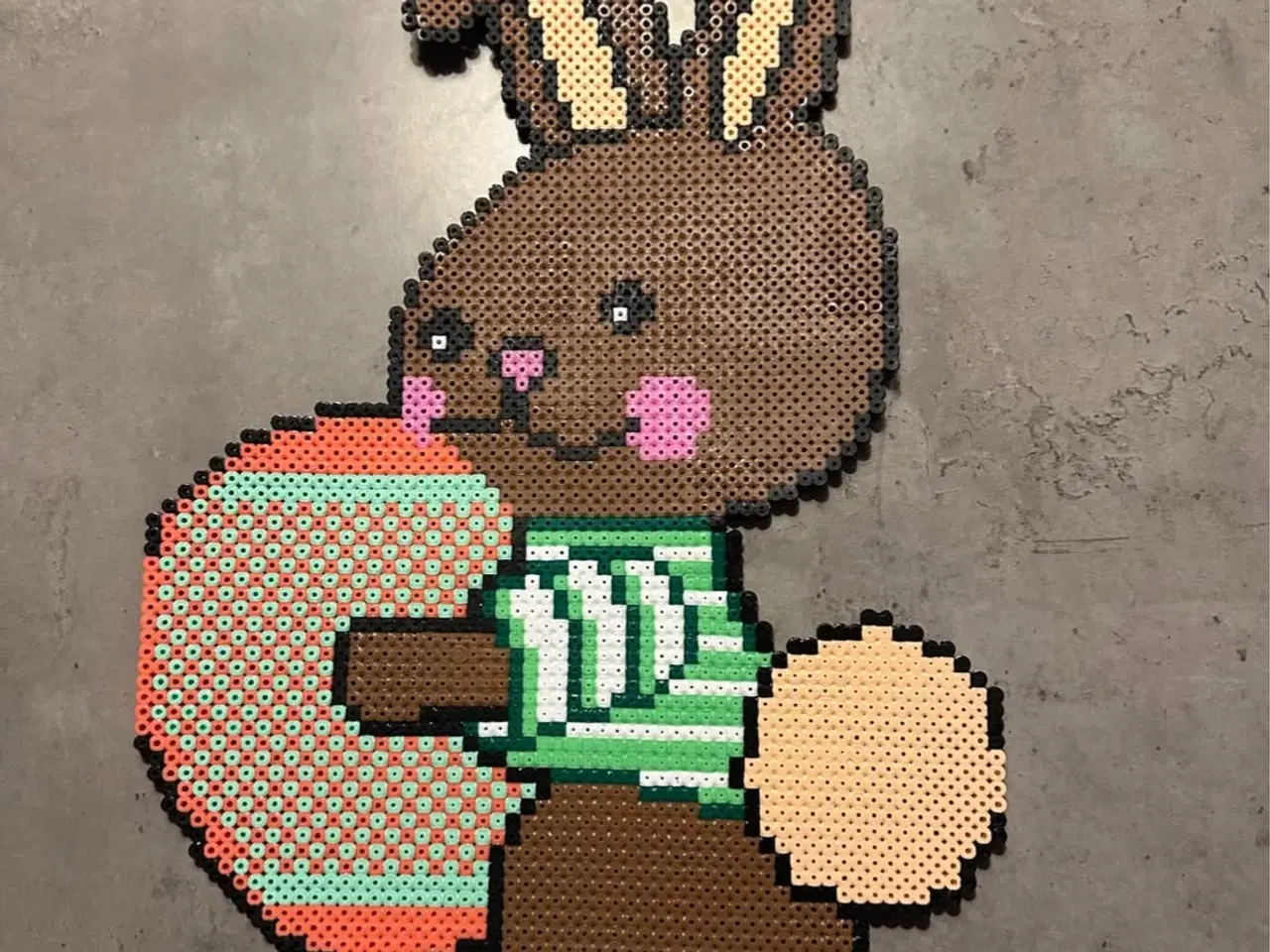 Billede 1 - Perleplade påske hare med æg sælges