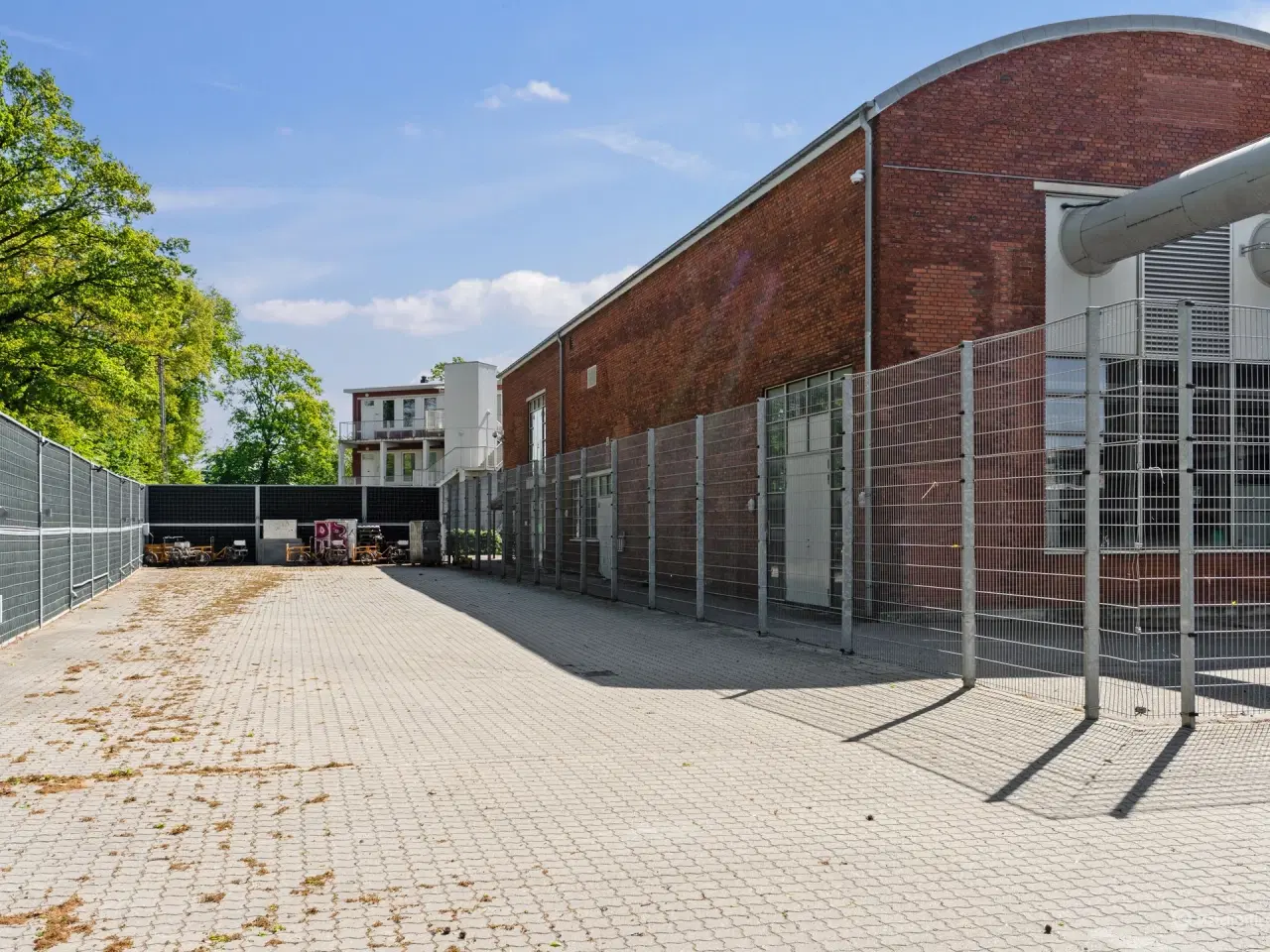 Billede 4 - Lager-og kontorlokaler med indhegnet gårdareal