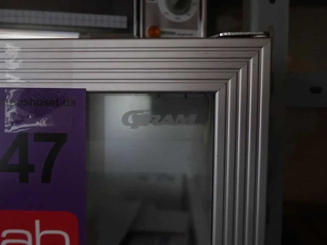 Billede 2 - Display køleskab, Gram