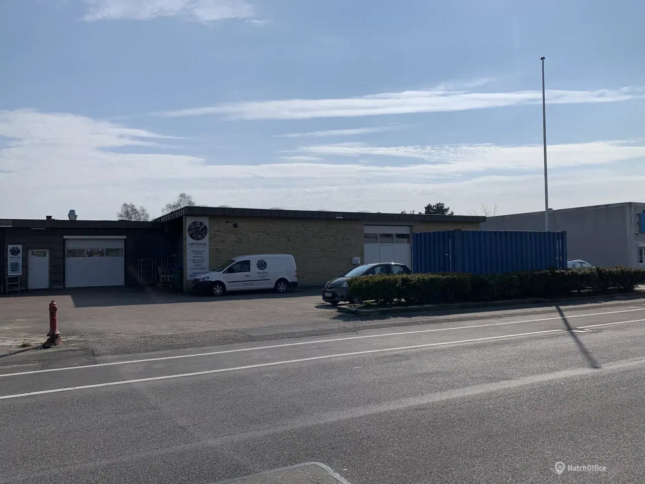 Billede 13 - Lager med elhejst aluport beliggende i populært håndværksområde i Greve