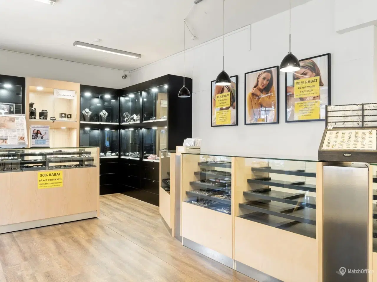 Billede 12 - Butiks lejemål på en kendt butiksplacering i Fredericia