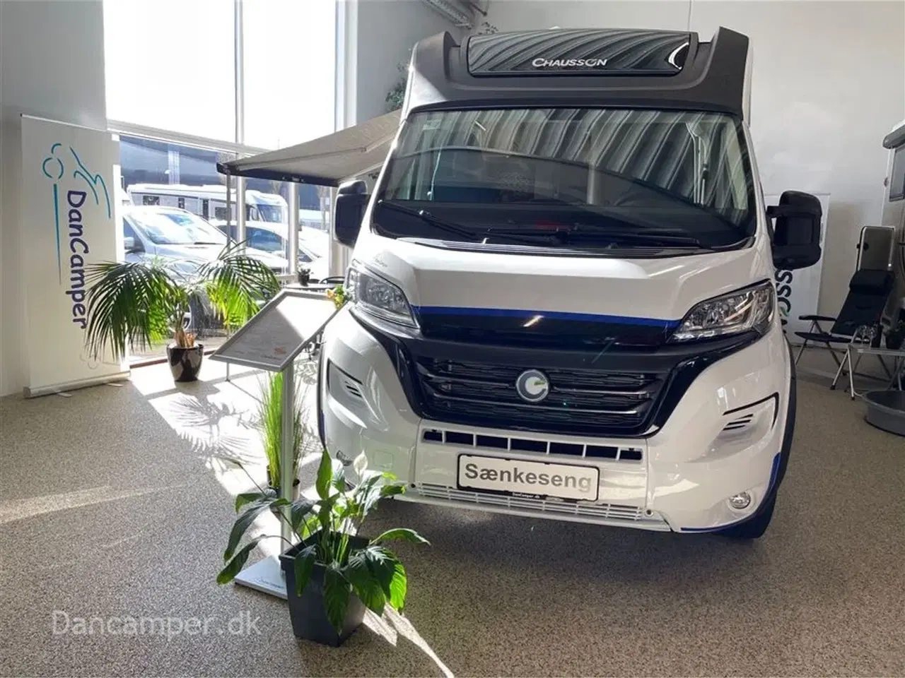 Billede 3 - 2024 - Chausson X650 Exclusive line   Flot innovativ cross-over model! Camper med stor Lounge og siddegruppe, sænkeseng, stor garage, Connect-, Artic- og X-tilbehørspakke,