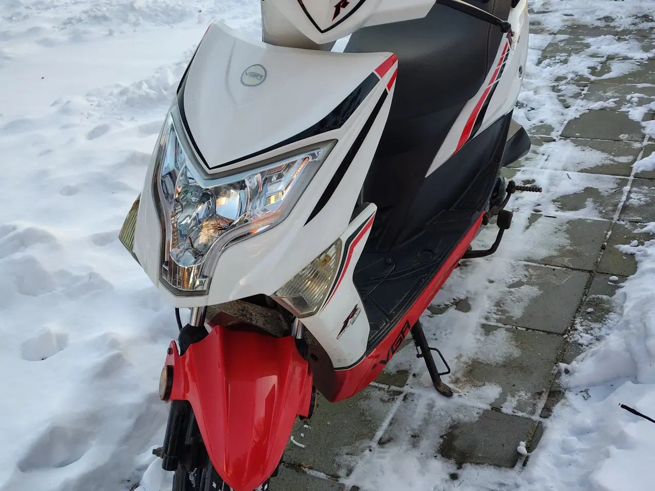 Billede 1 - VGA Explora 30