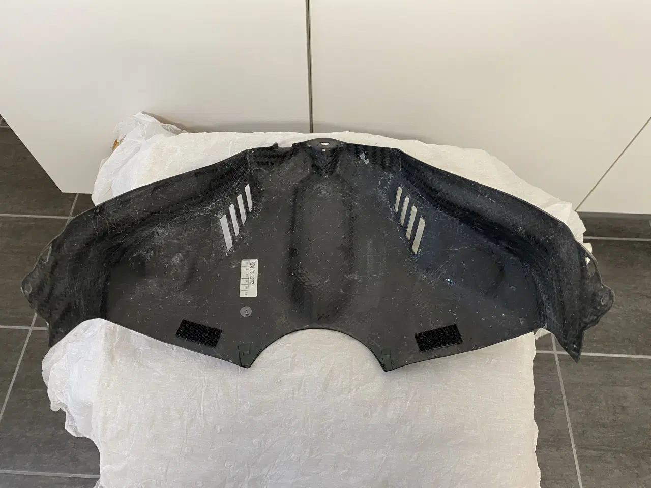 Billede 4 - Yamaha R1 Carbon Tank/Luftfilter Cover. 