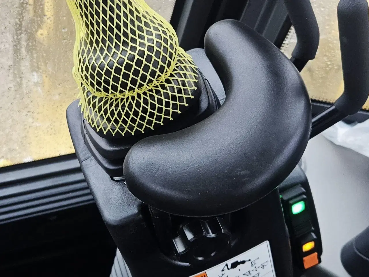 Billede 15 - New Holland B115D / FABRIKSNY - 2025 / teleskoparm / multifunktionsskovl