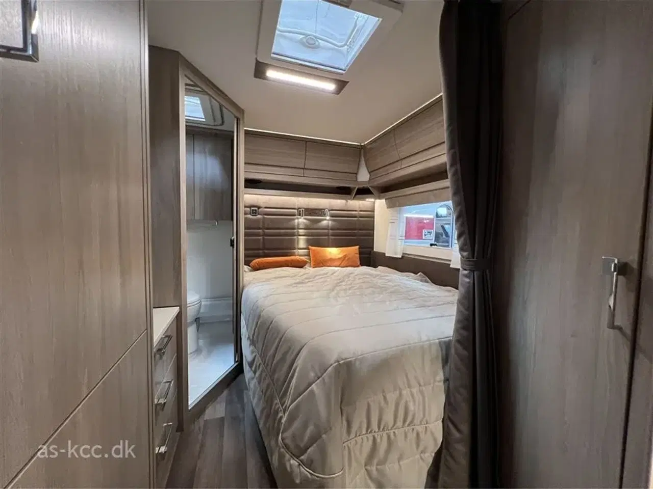 Billede 12 - 2022 - Kabe Imperial 600 XL KS Alde Centralvarme