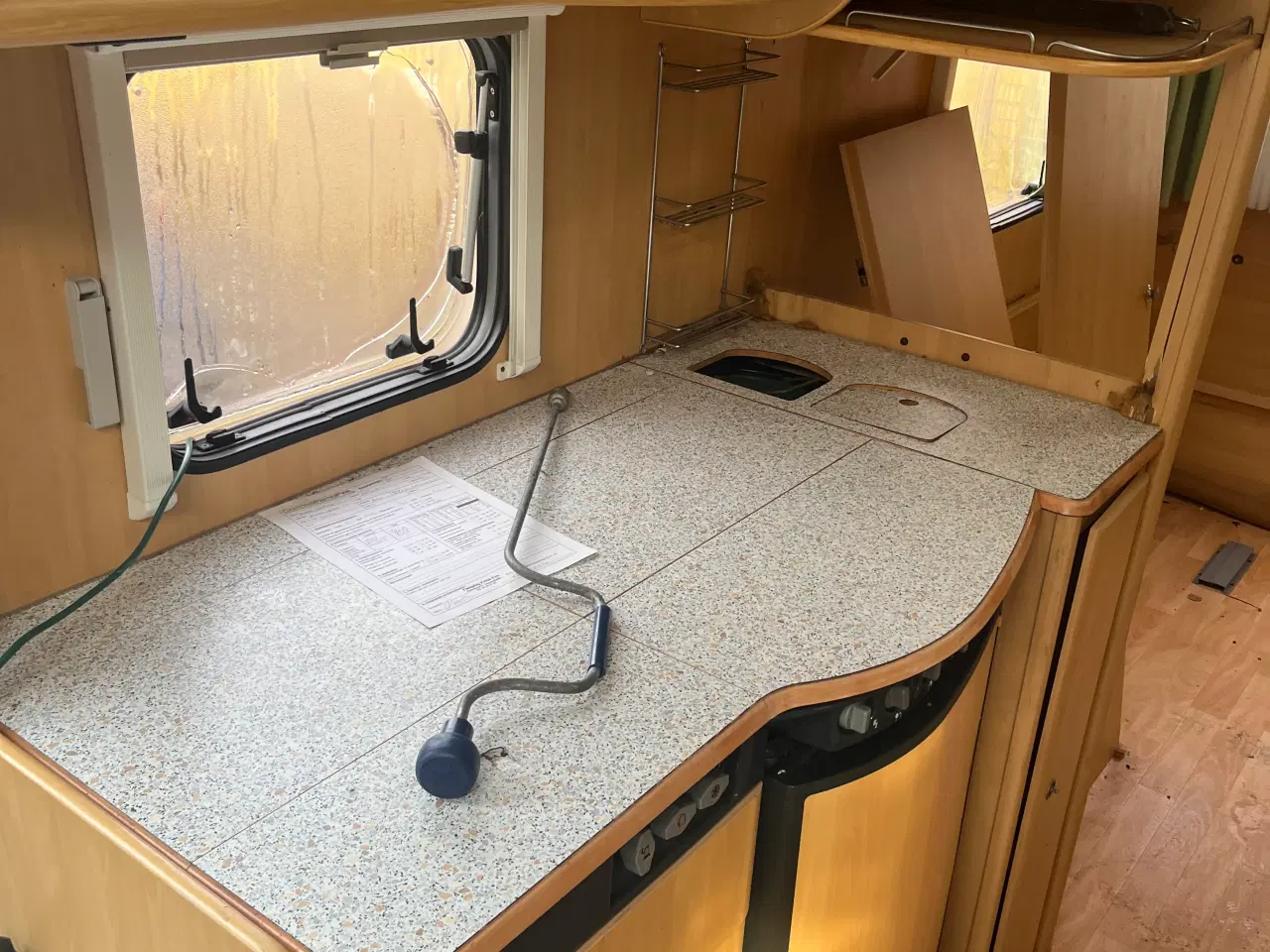 Billede 2 - Gratis campingvogn