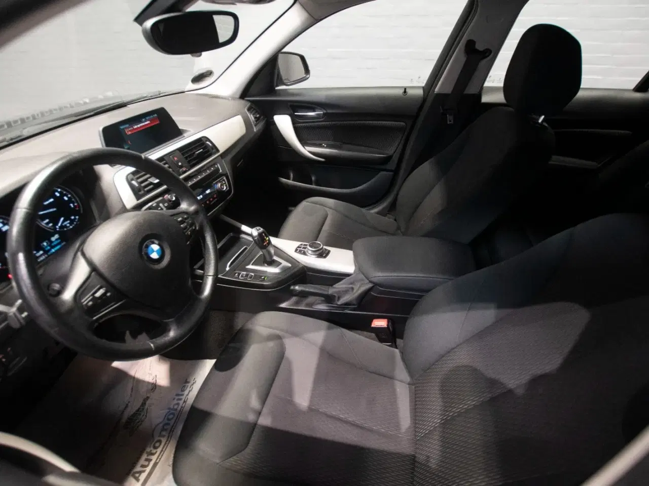 Billede 17 - BMW 118i 1,5 Connected aut.
