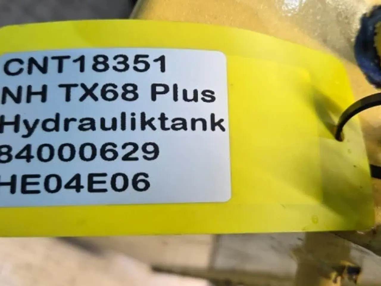 Billede 14 - New  Holland TX68 Hydrauliktank 84000629
