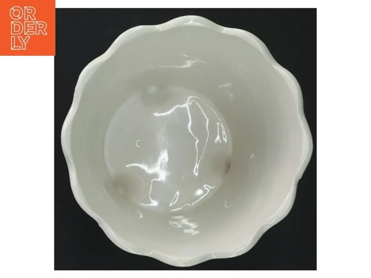 Billede 3 - Blomsterpotte (str. Ø. 14 cm. længde. 16 cm)