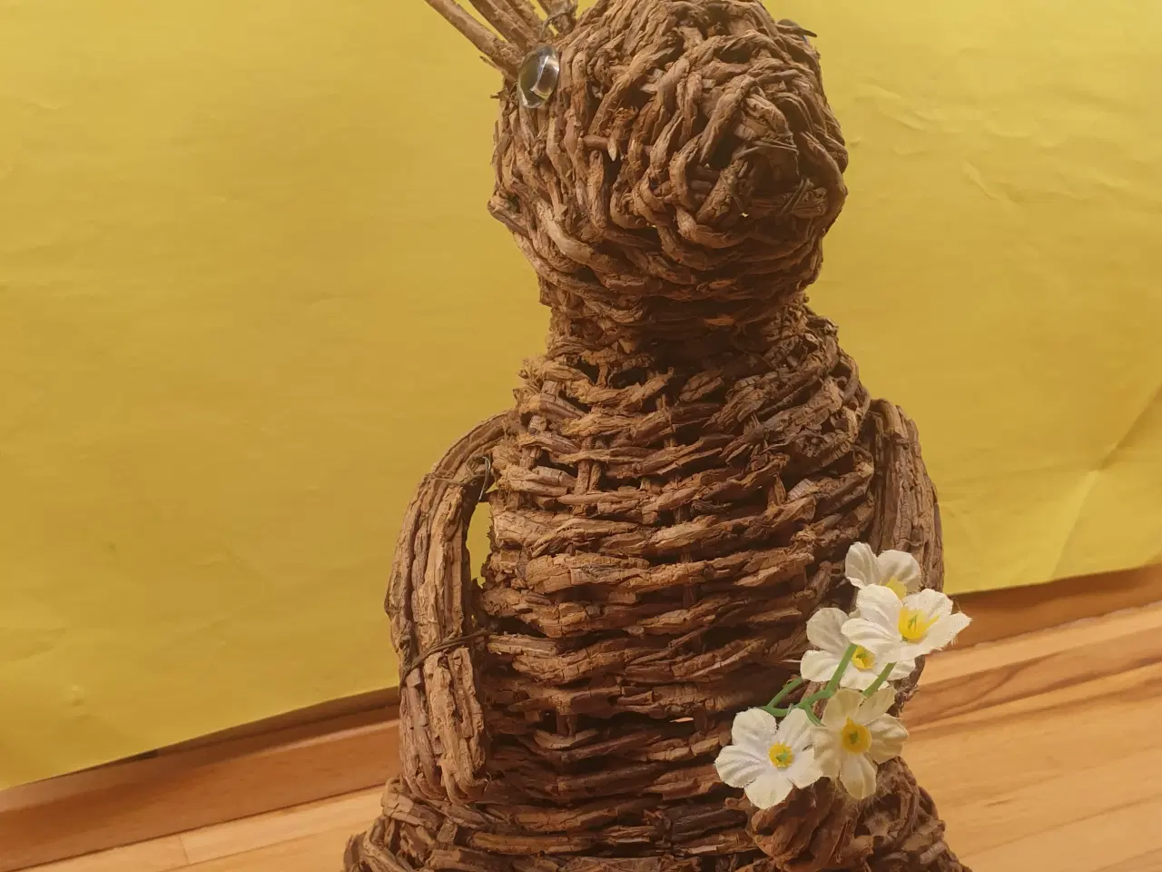 Billede 2 - Høj Livfuld Påskehare i Naturflet