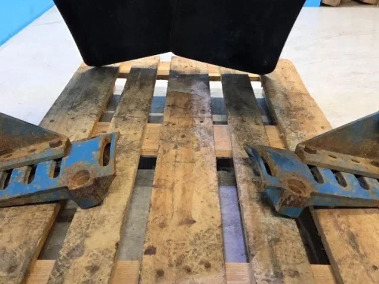 Billede 16 - New Holland 8340 Hjulskærm Sæt 