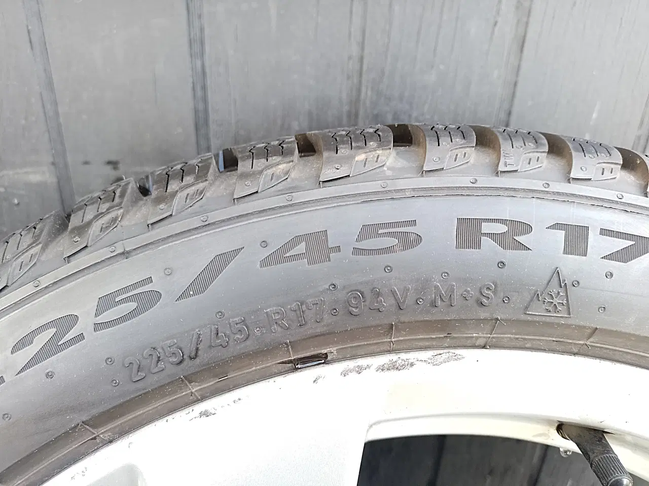Billede 8 - R17 Audi Alu-fælge på vinterdæk