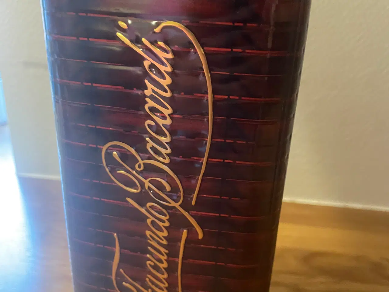 Billede 3 - BACARDI og Jim BEAM BLACK blikdåser sælges.