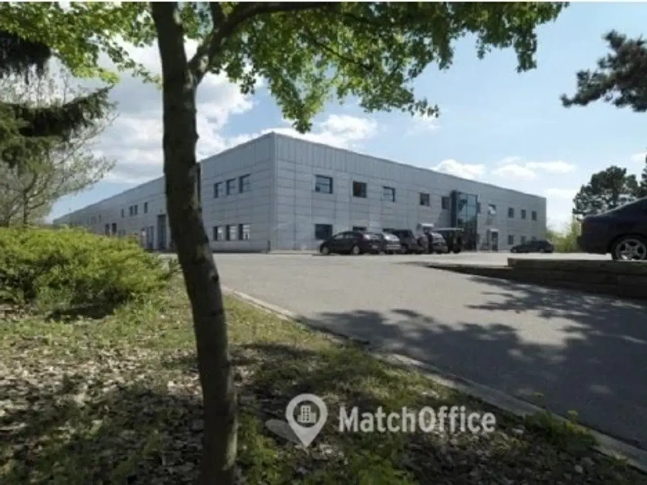 Billede 1 - Kontor og lager i større ejendom