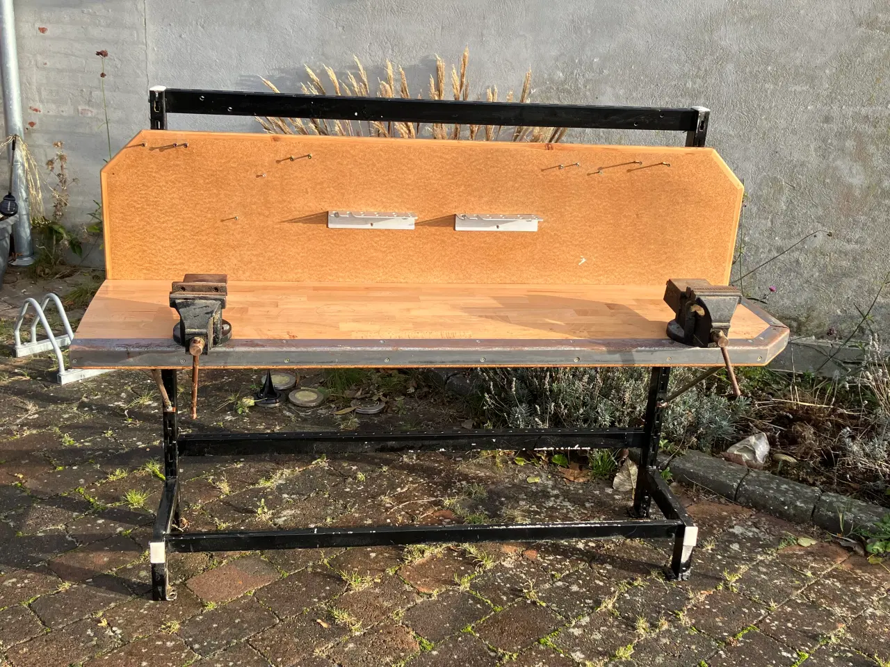 Billede 2 - Arbejdsbord til børn 