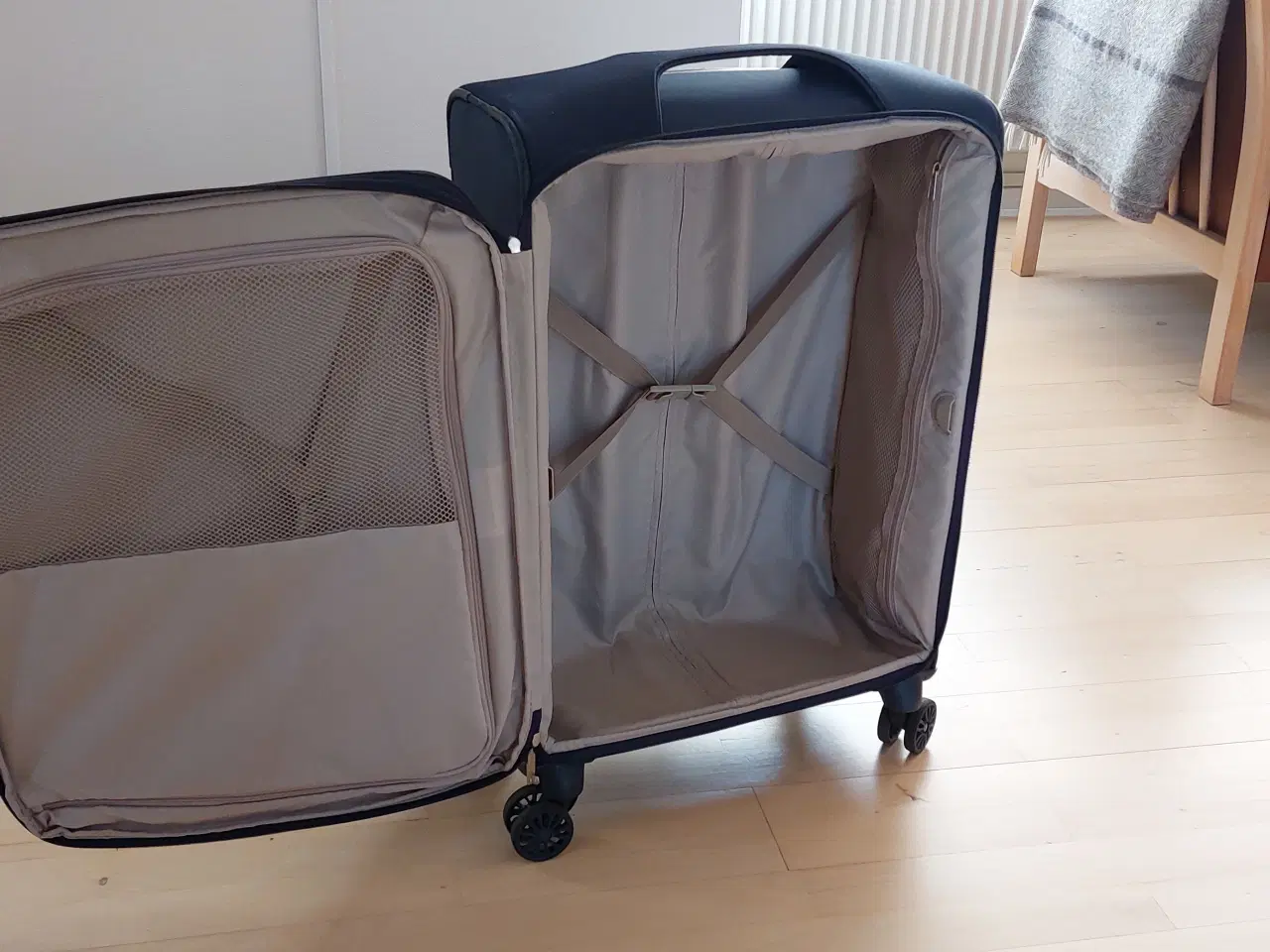 Billede 2 - Samsonite Spinner 71/26 EXP mørk blå