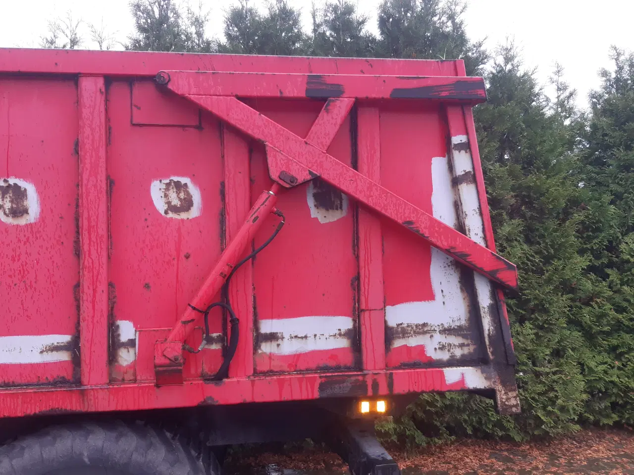 Billede 6 - Hvamø tipvogn med stor dækmontering