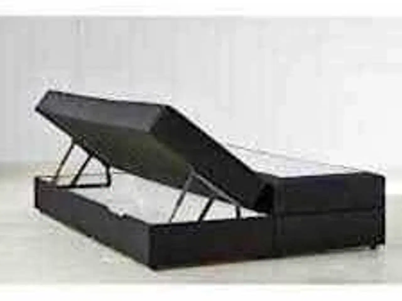 Billede 2 - Nordisk Fjer B90 seng med opbevaring 140x200cm