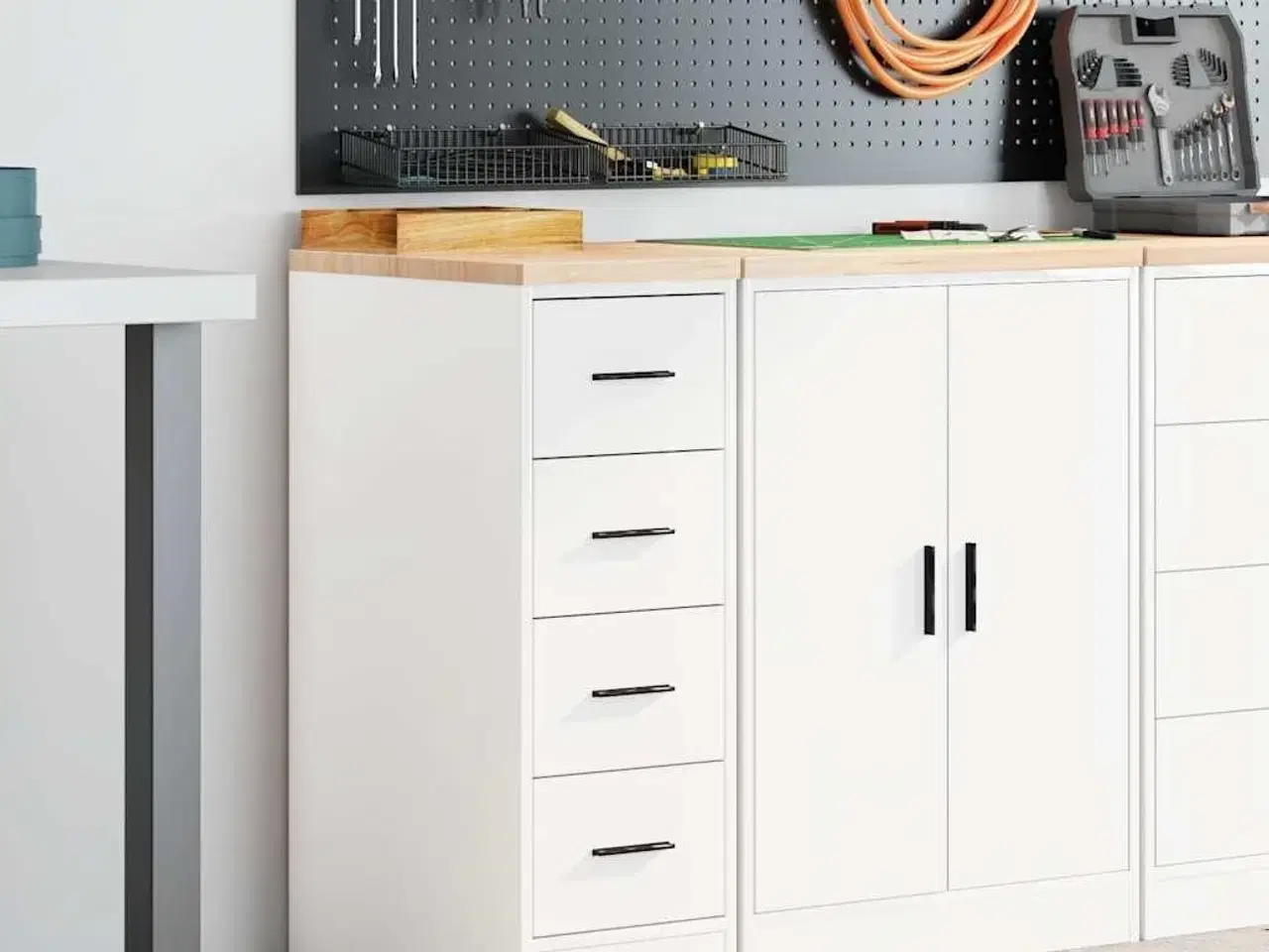Billede 3 - Garageopbevaringsskab Hvid 30x51x85 cm Massivt træ Fyrretræ