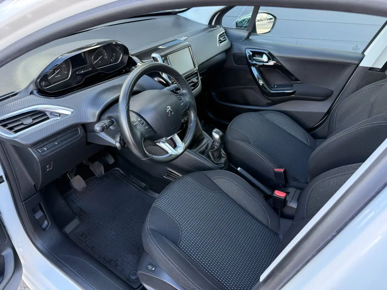 Billede 6 - Peugeot 208 1,5 BlueHDi 100 Prestige