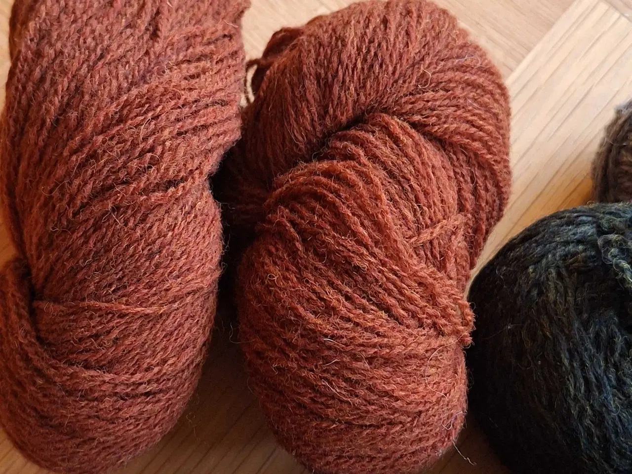Billede 2 - Totrådet uldgarn 