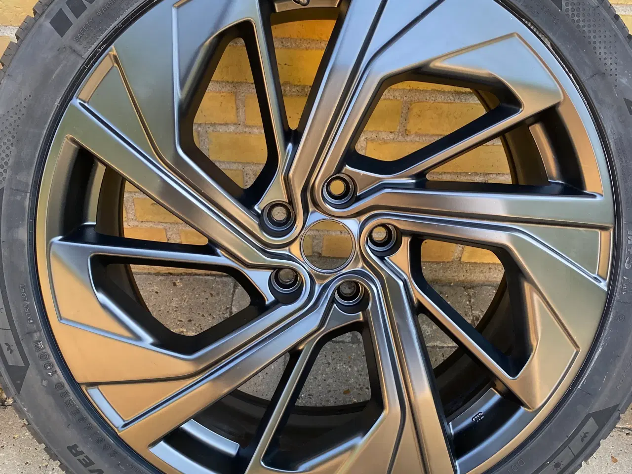 Billede 3 - 20” Qashqai J12 Helårs Dæk. 