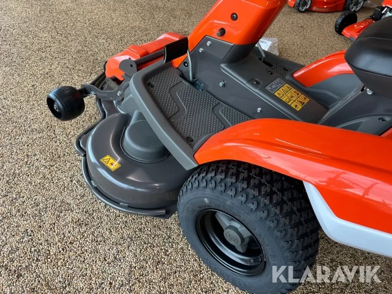 Billede 7 - Græsslåmaskine Husqvarna R124TC