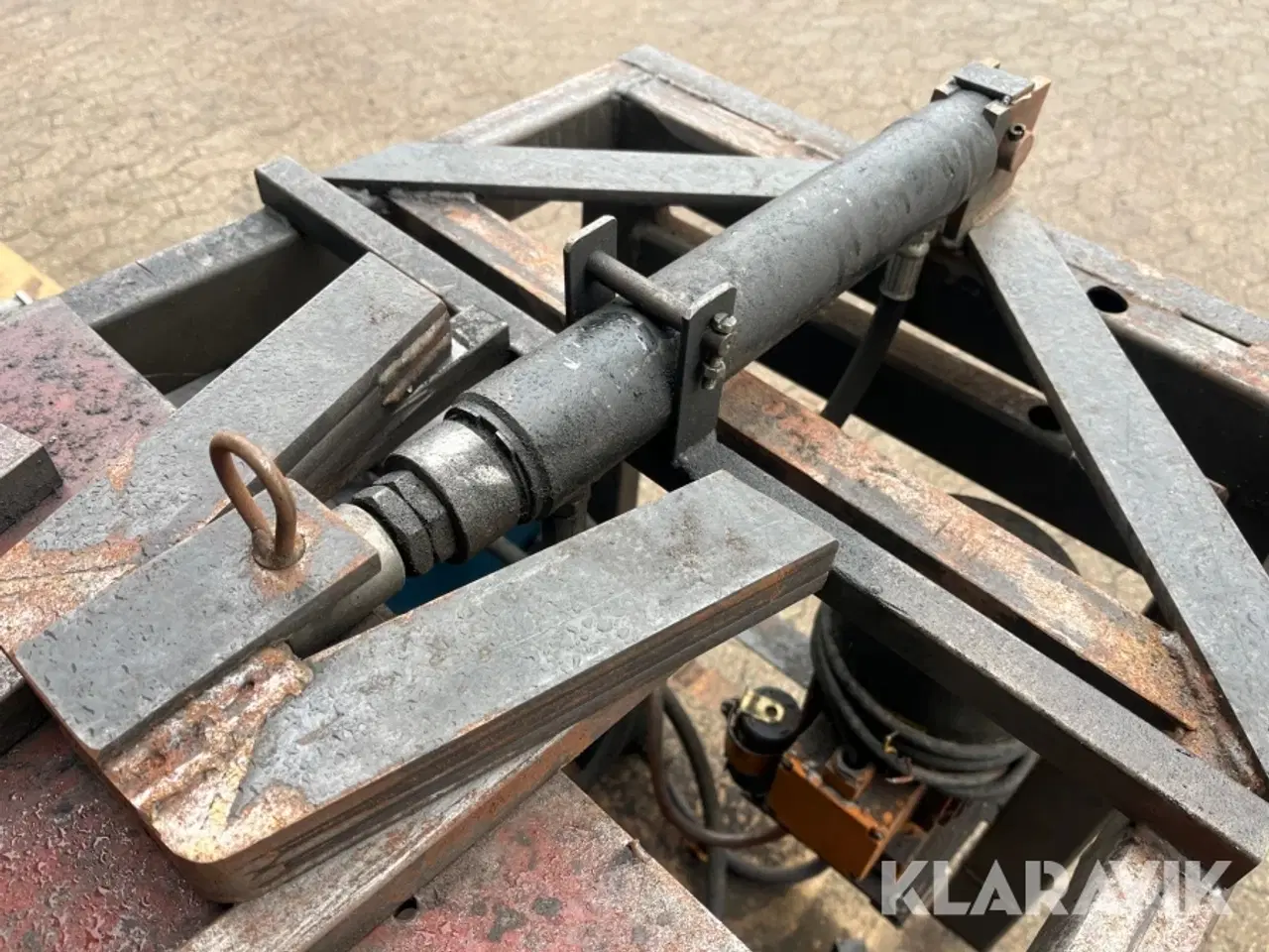 Billede 12 - Presse med hydraulikstation