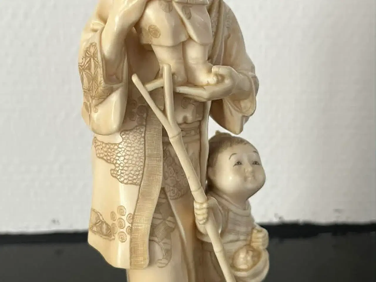 Billede 4 - flot Japanske elfenbensfigur 
