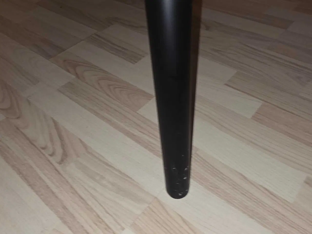 Billede 4 - Godt spisebord med god plads