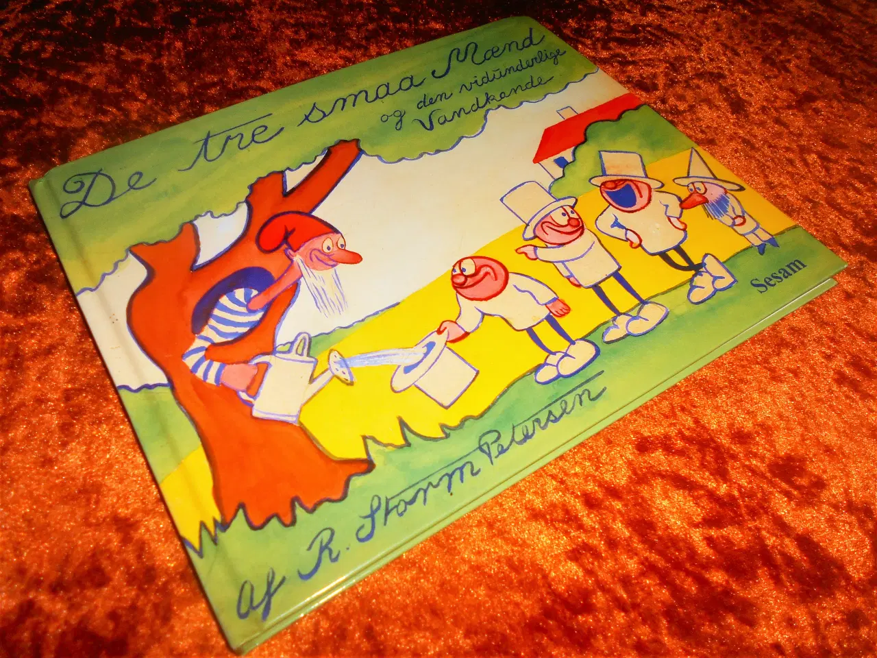 Billede 1 - De tre smaa mænd og den vidunderlige vandkande