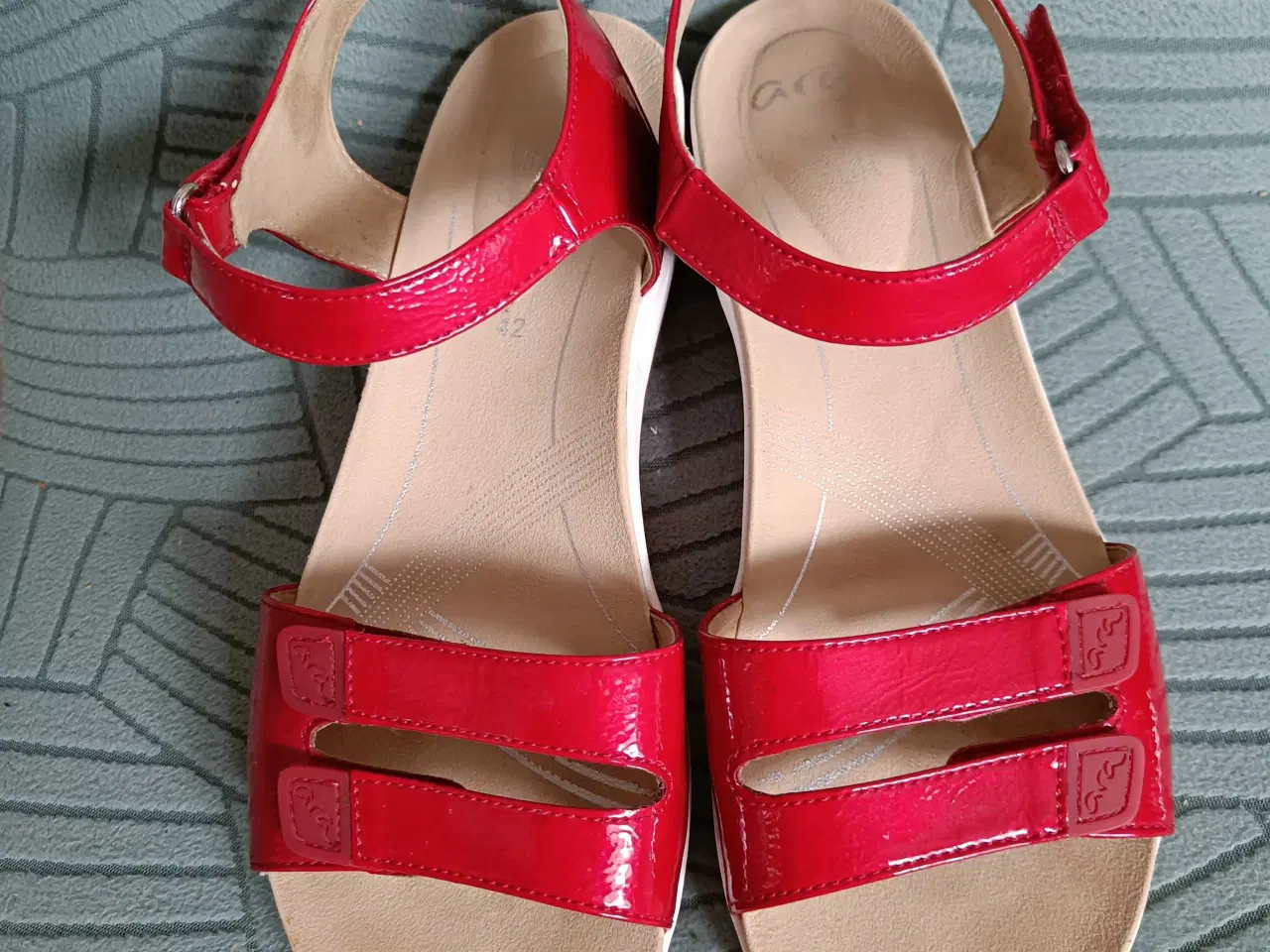 Billede 9 - Ara røde sandaler 42str