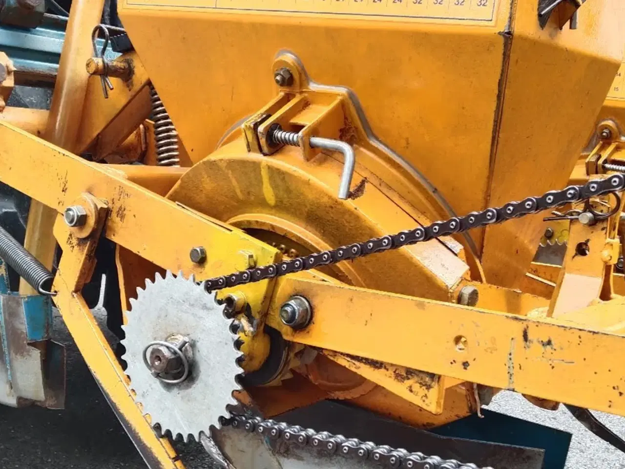 Billede 3 - Kleine Maxicorn Majssåmaskine